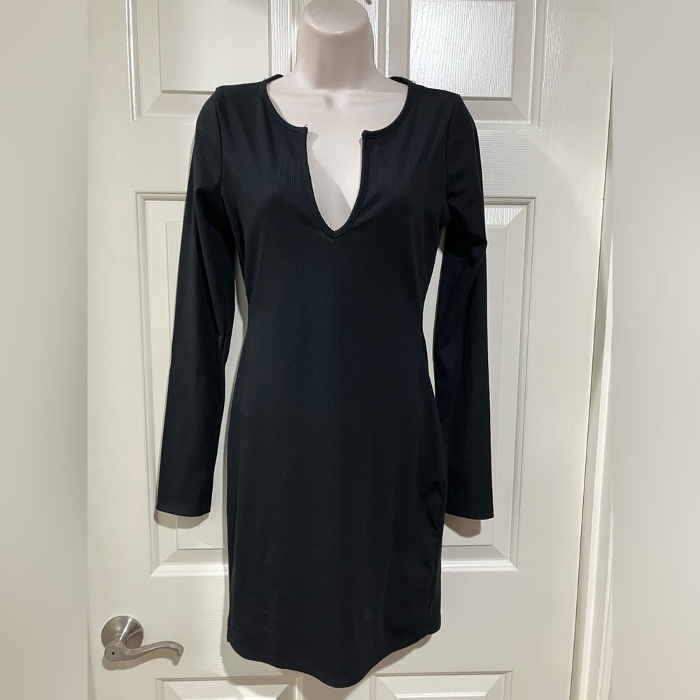 Fashion Nova Woman size medium long sleeve dress